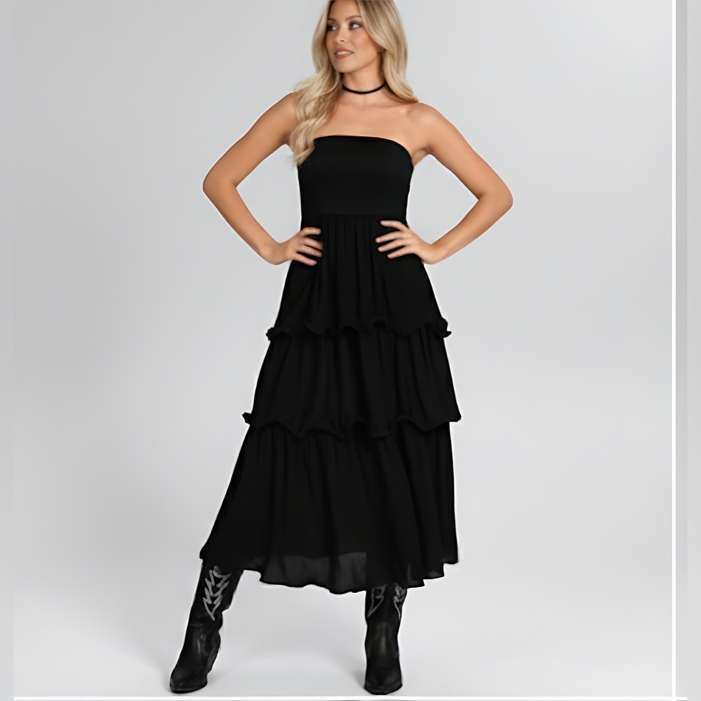 LAST ONE 🔥 Boho Strapless Ruffle Hem Dress Black